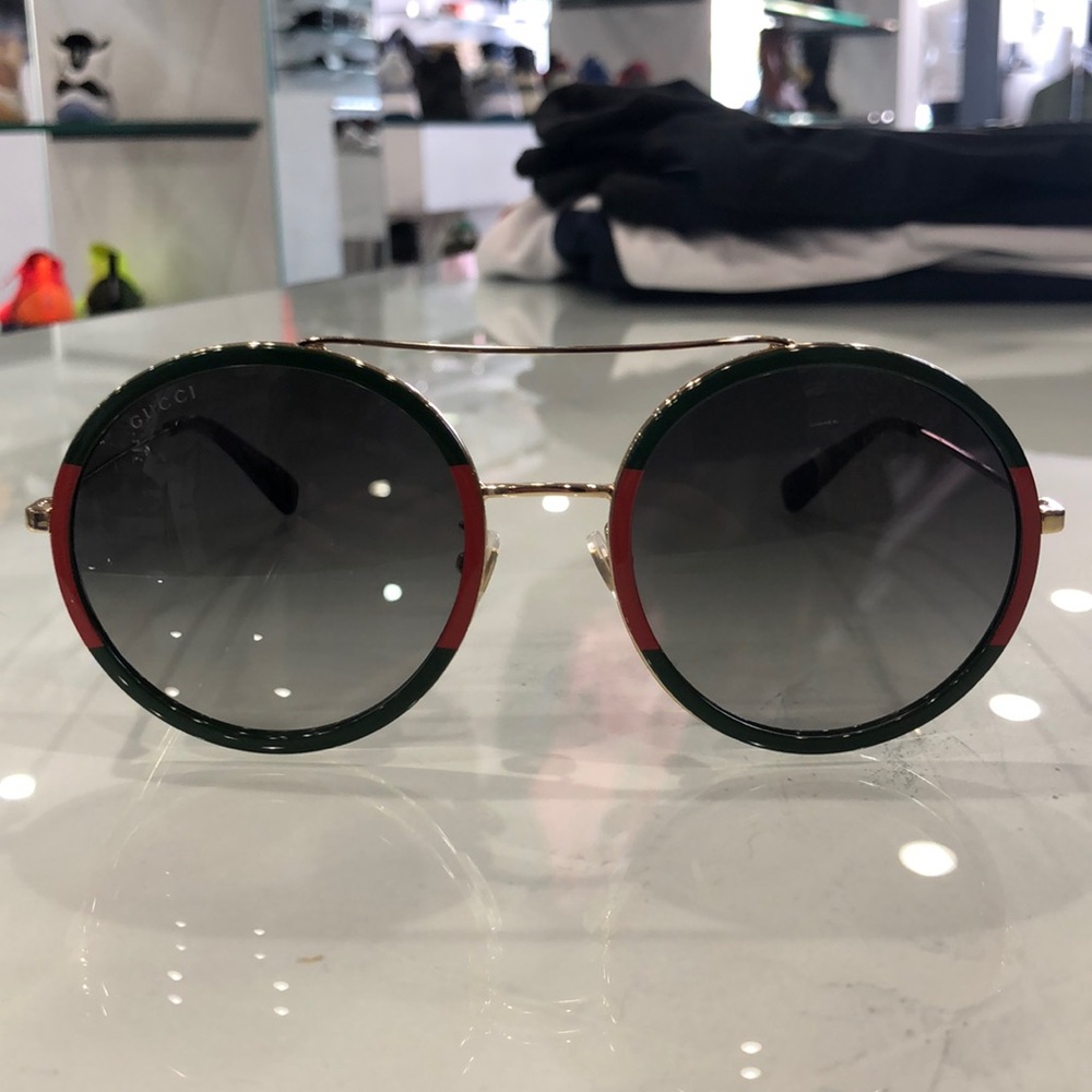 GUCCI SUNGLASSES 100% Authentic